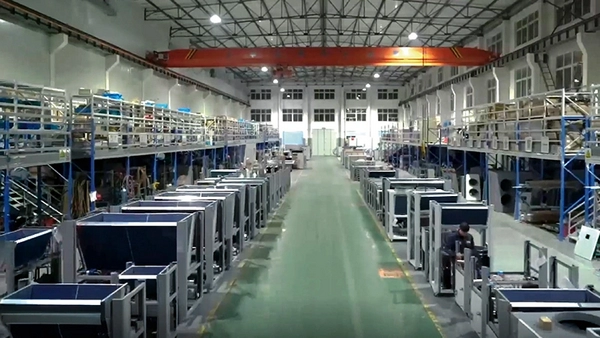 Industrial Chiller Manufacturing Workshop